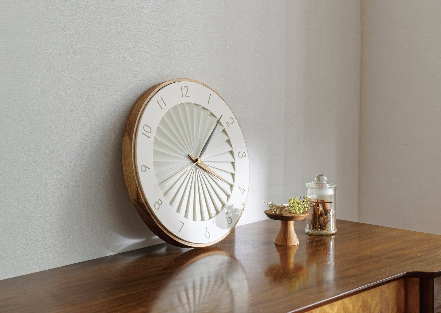 LU wall clock